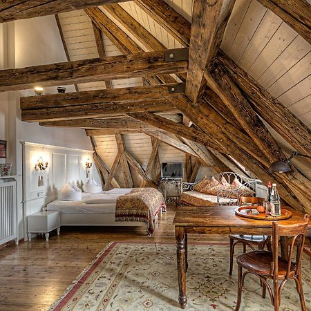 Hotel Orphee - Grosses Haus Регенсбург Экстерьер фото